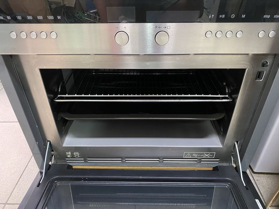 SIEMENS Фурна за вграждане с микровълнова на 45 см