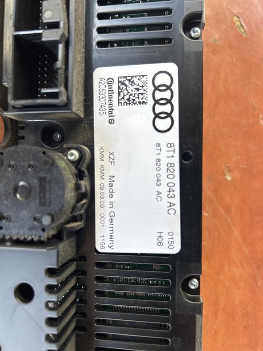 Panou comanda climatizare audi a4b8 an 2008