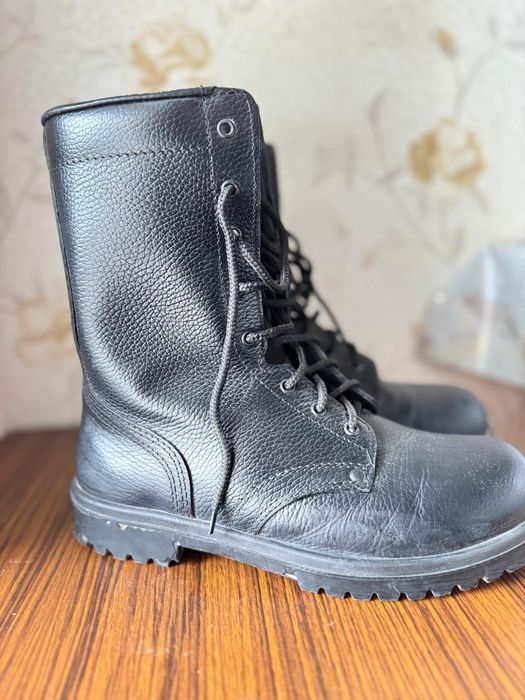 Продам армейский берцы