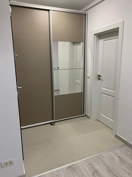 Inchiriez apartament 2 camere Adora Park