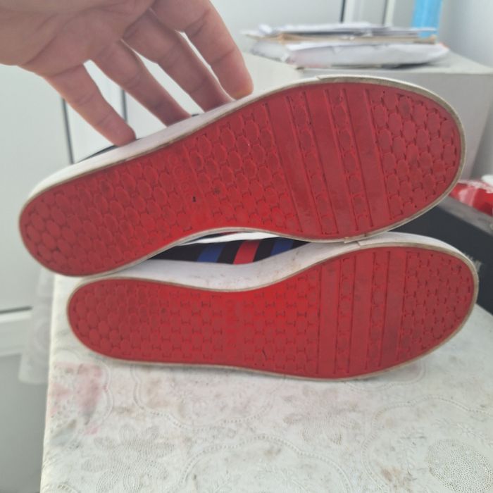 Adidas nr 42, 2/3 stare bună