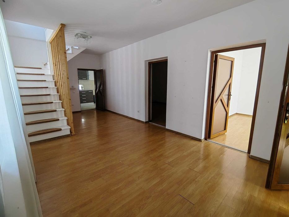 Vila P+1, zona centrala, Mioritei, Bacau