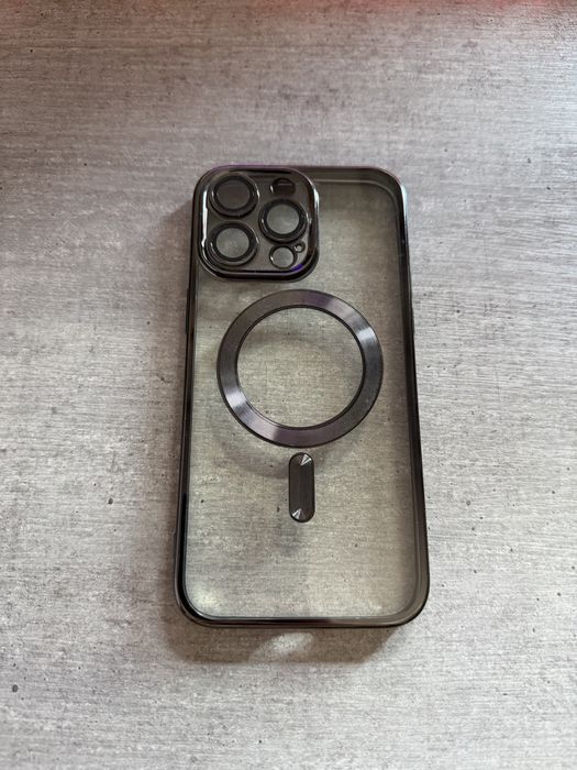 Vând husǎ silicon magsafe Iphone 15 Pro Max