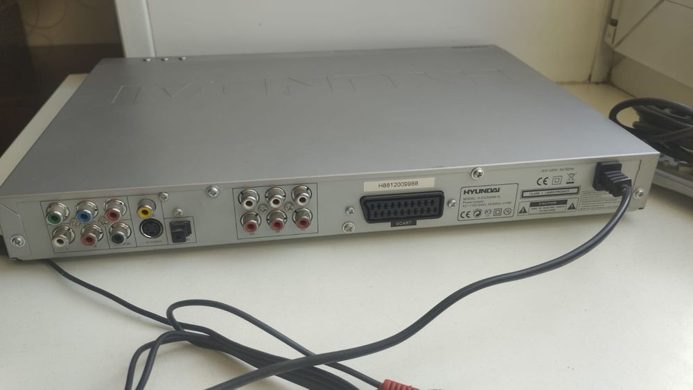 DVD плеер с функцией караоке.