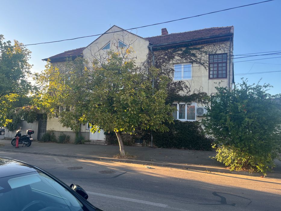 De vânzare casă în zonă centrala