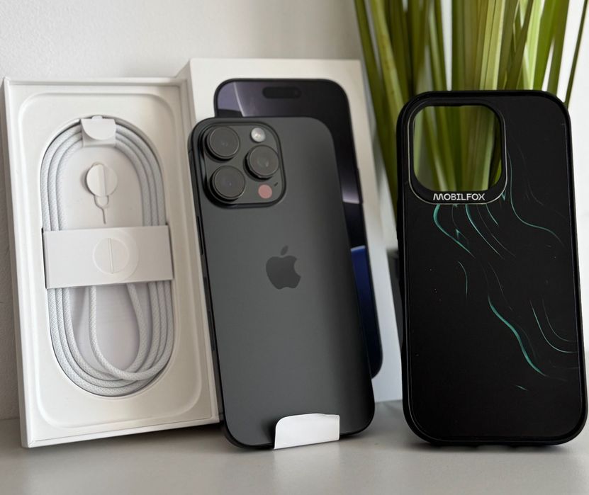 iPhone 16 Pro 256GB Black Titanium