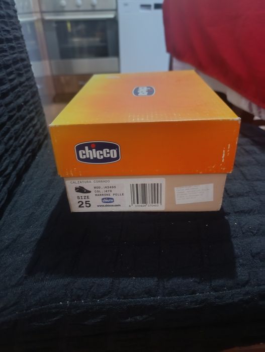 15 чифта детски обувки Chicco