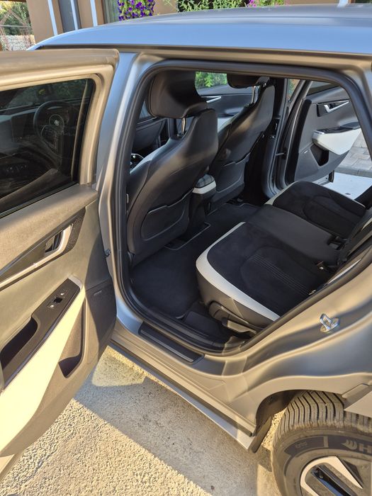 KIA EV6 GT-Line 77 KWh  4x4  325CP  Gri Mat TVA DEDUCTIBIL