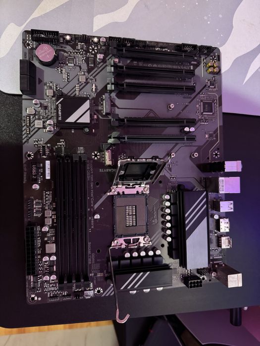 Placa de baza Gigabyte B760 DS3H LGA1700