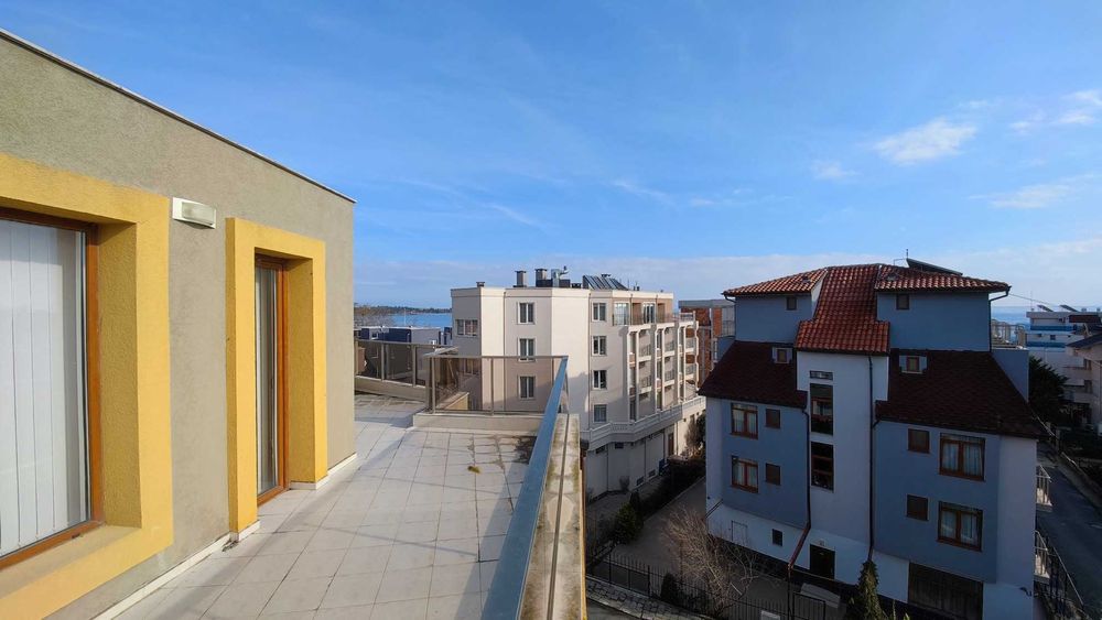 Продава се Тристаен апартамент в Свети Влас - 175 кв.м за 726 €/кв.м - Снимка #21