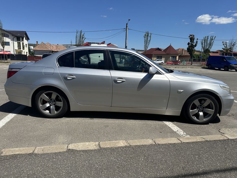 BMW 5 Series 2004 — imagine 4