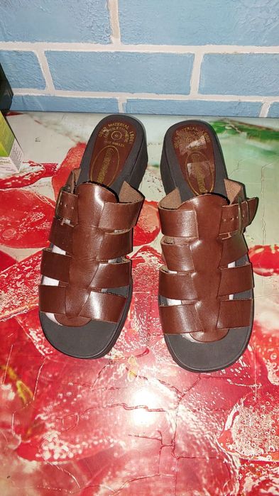 Продам женские шлепки