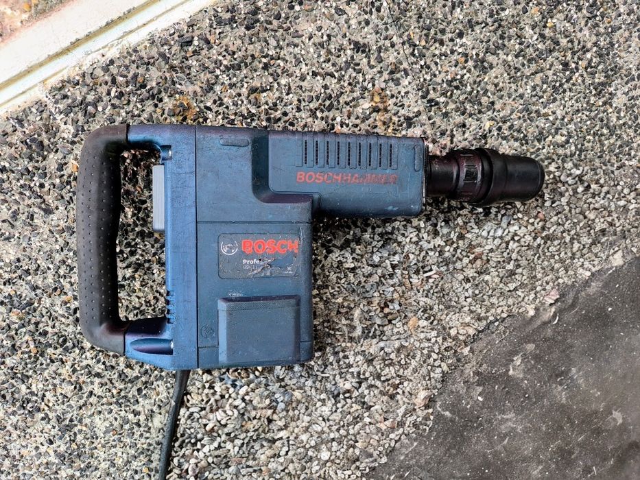къртач Bosch GSH 11 E, SDS-max, 1500 W, 16.8 J