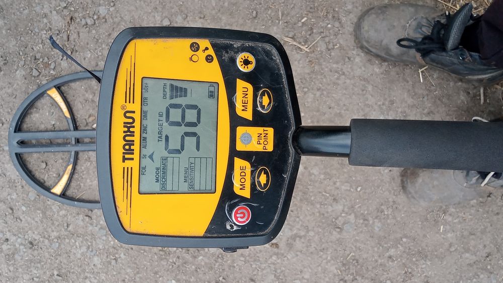 Продам металлоискатель