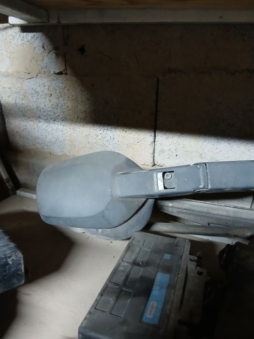 Дворник мерс 190