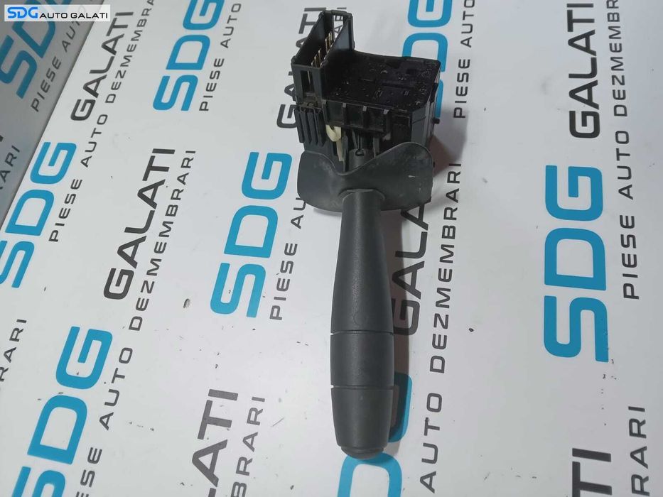 Maneta Stergator Stergatoare Dacia Logan 1 2005 - 2012 Cod 8200792579 [B2556]