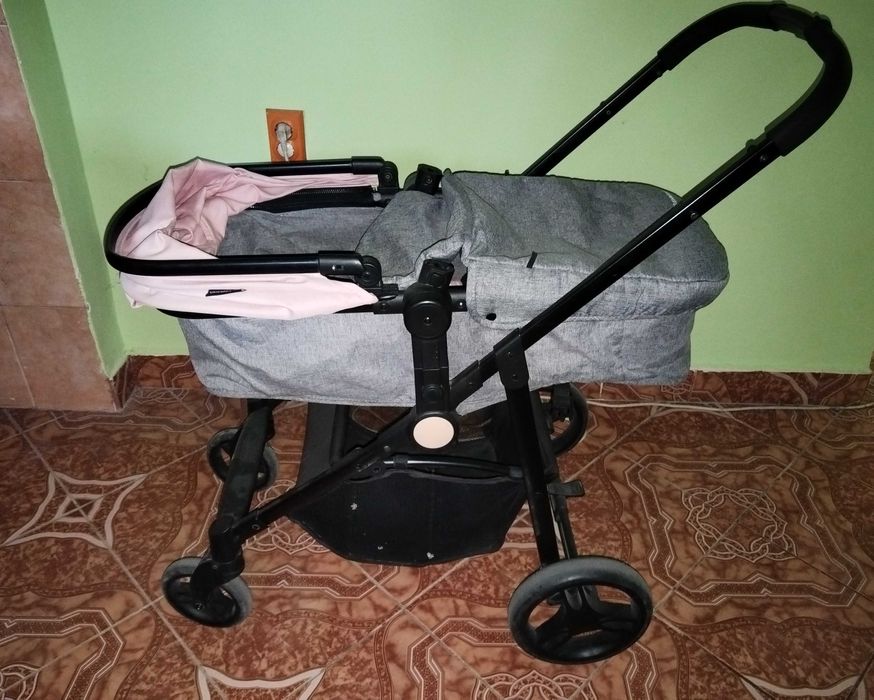 Бебешка количка kinderkraft