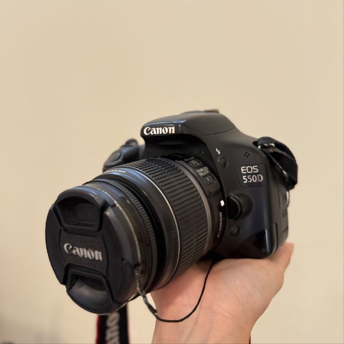 Продам Фотоаппарат Canon EOS 550D