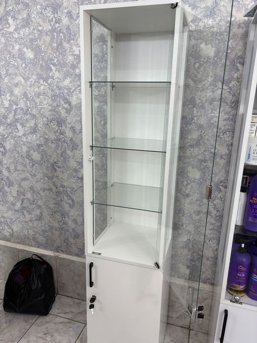 Салон ва косметология учун шкаф пенал