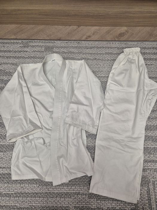 Кимоно для тэквандо