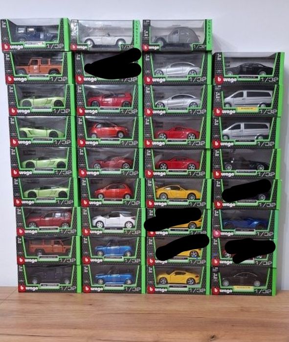 Machete bburago 1/32