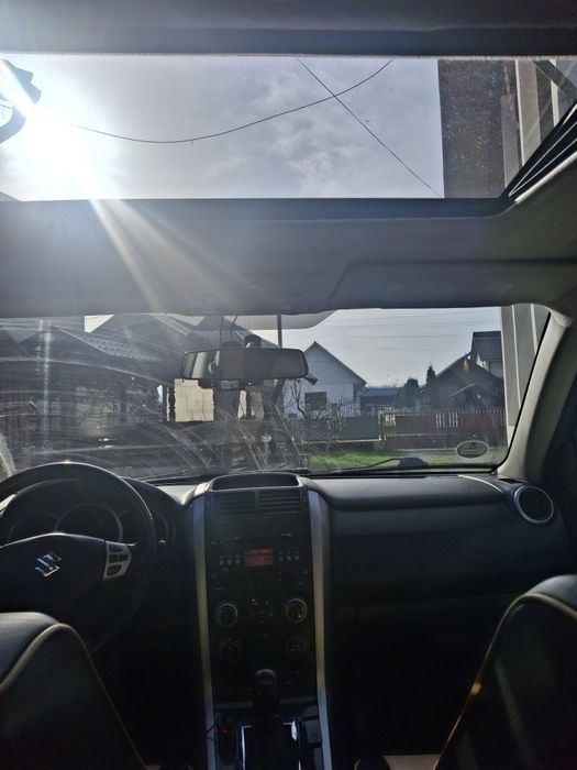Vând Suzuki Grand Vitara