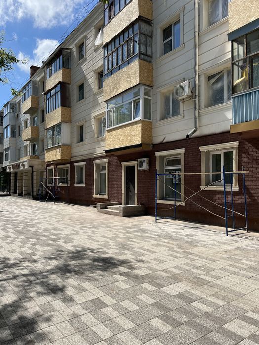 Сдам в Аренду коммерцию на первой линии, Ленина