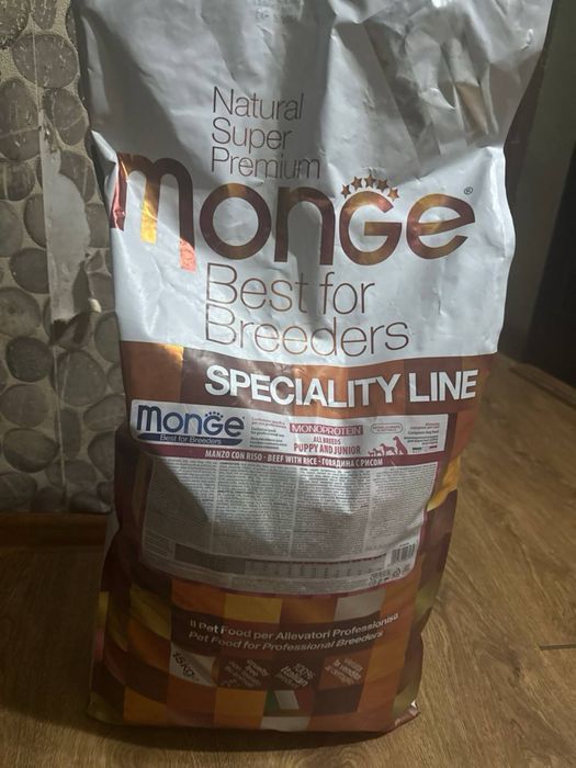 MONGE новый не вскрытый собачий
