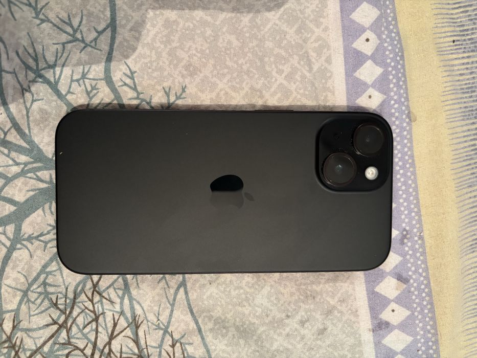 Айфон 15   Помит 128