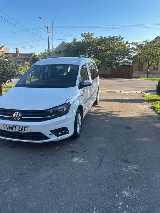 Dezmembrez wolkswagen caddy maxi 7 locur motor 2.0 dfsd cutie manuala