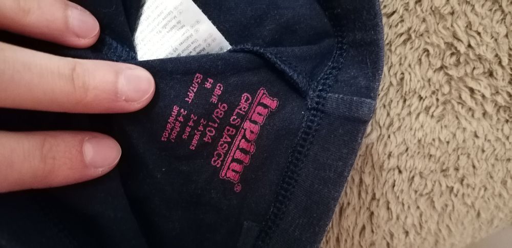 4 броя памучни клинчета + рокля с дълъг ръкав 98/104 размер.