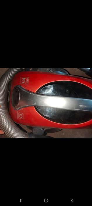 Продам пылесос продам