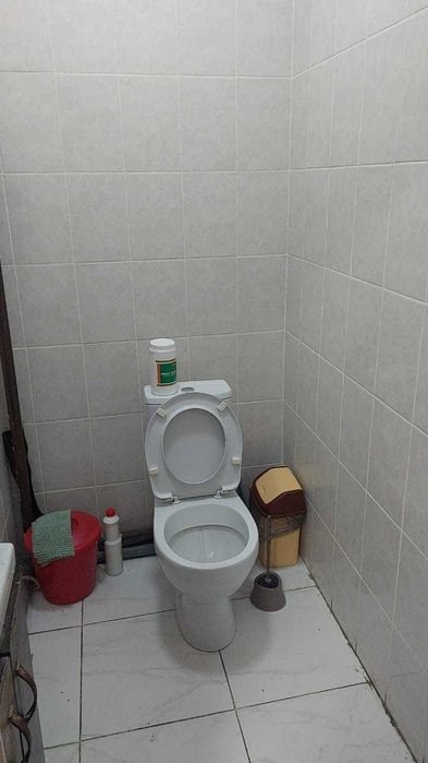 Продается коммерческое помещение п. Сарыколь