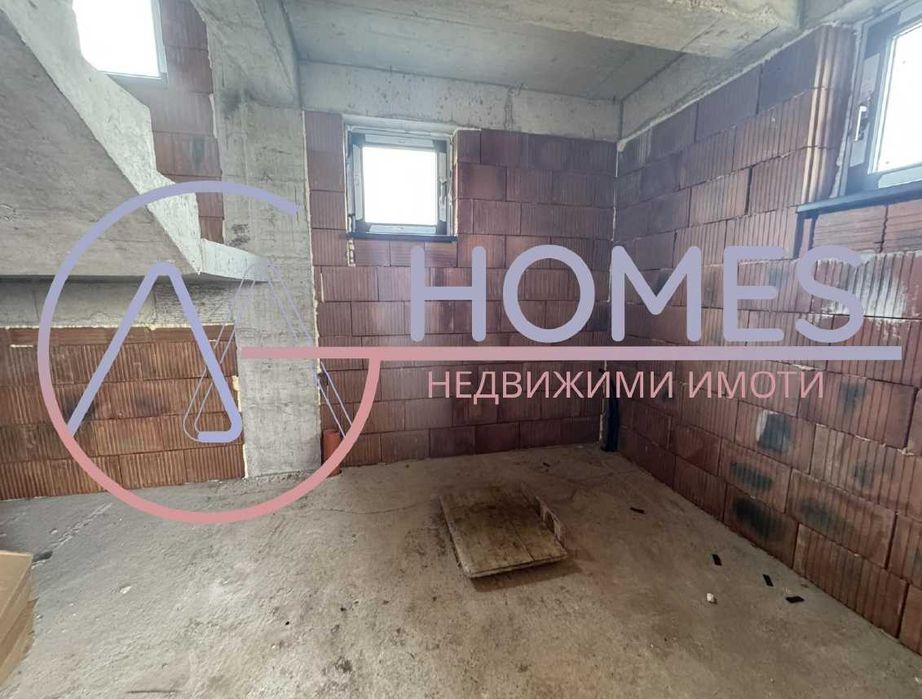 MG Homes предлага масивна къща в с. Пролеша