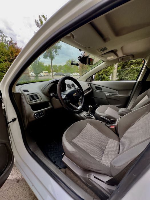 Chevrolet Cobalt 2018 — 6