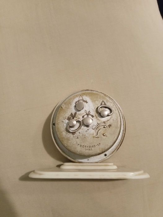 Работещ стар руски часовник / будилник- Slava- 1961г.-за части