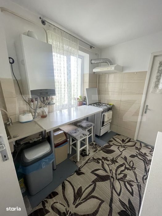 Apartament 4 camere, 77 mp - zona Universitatii — fotografia 3