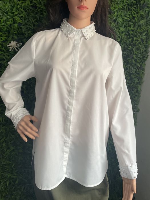 Camasa cu perle