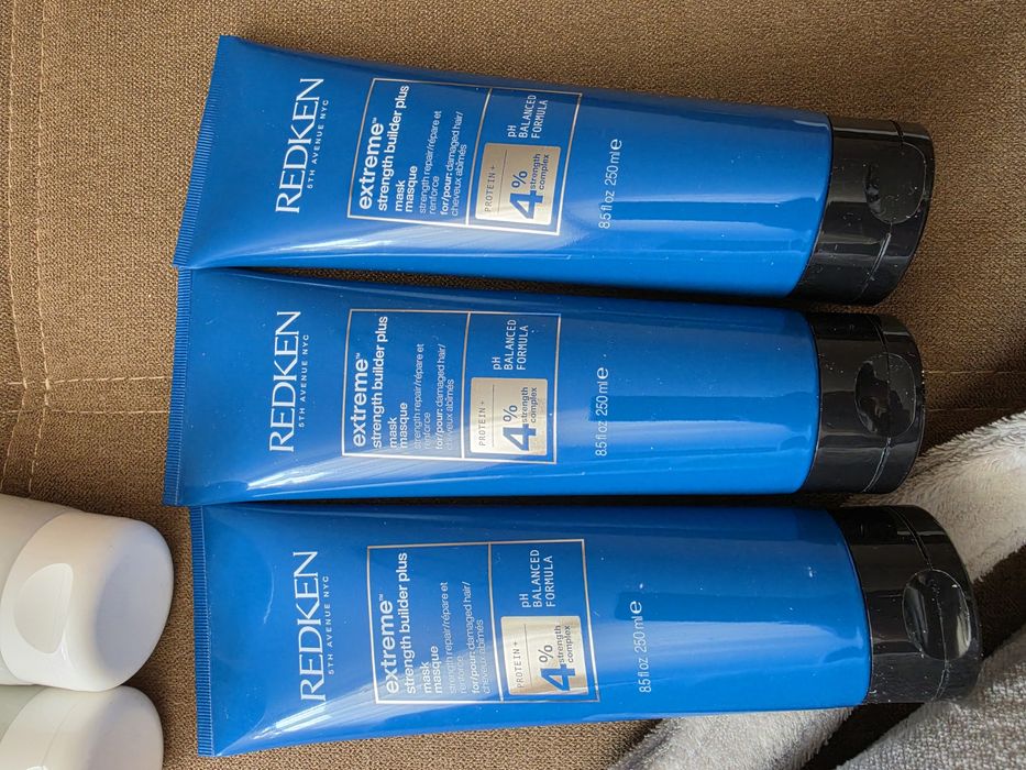 Produse profesionale Redken