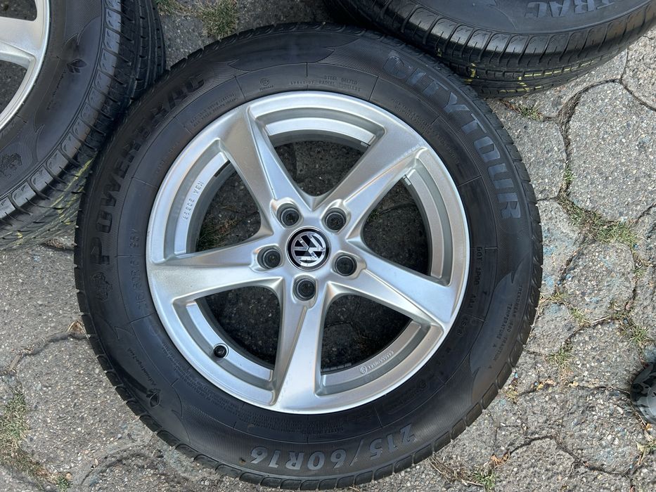 Jante aliaj 5x112mm, anvelope vara 215/60 R16, VW Passat, Sharan, Tiguan, Seat Alhambra, Skoda Octavia Yeti Superb, Audi Q3