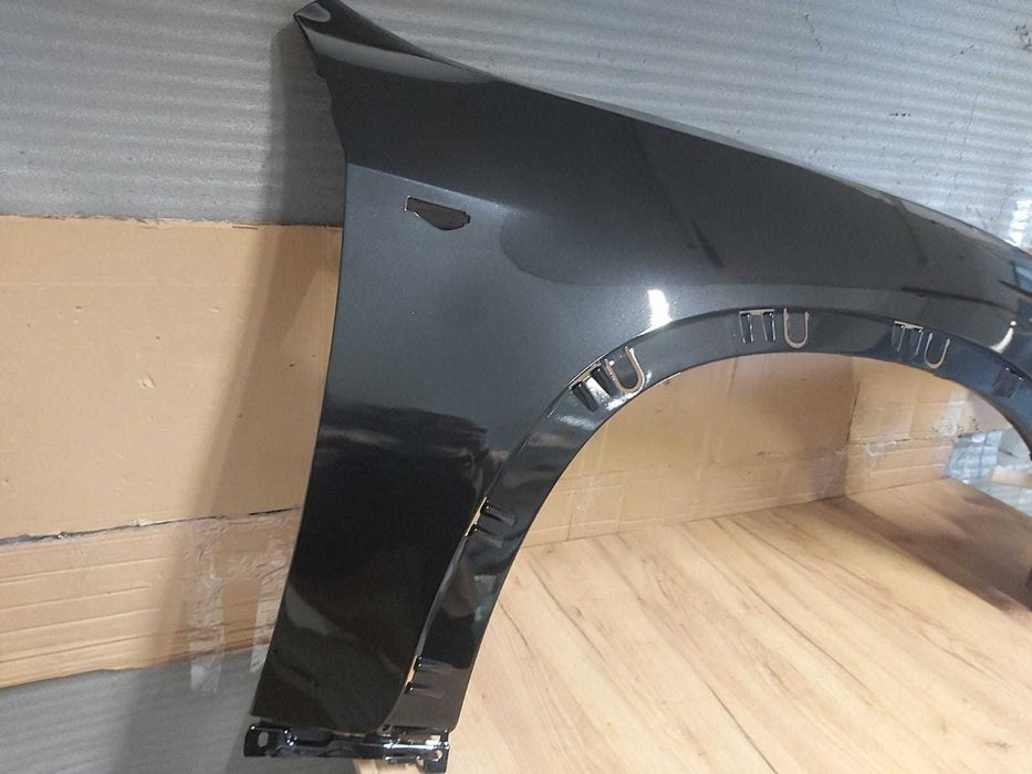 Aripa Fata Dreapta BMW X5/E70 An 2007-2010 (i475 (Negru))