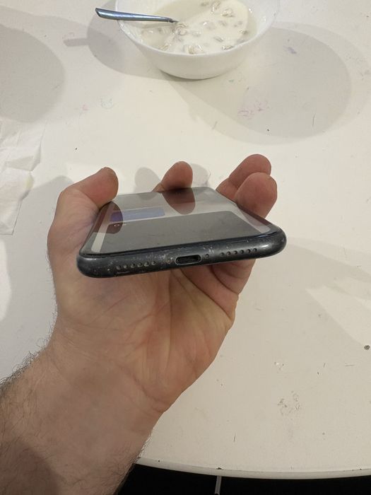 Iphone 11 64 gb sanatate baterie 72