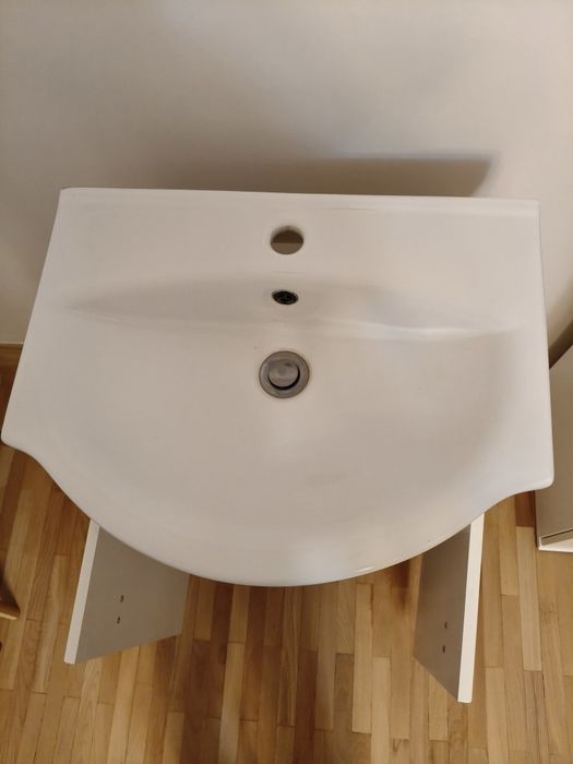 Chiuveta baie și masca