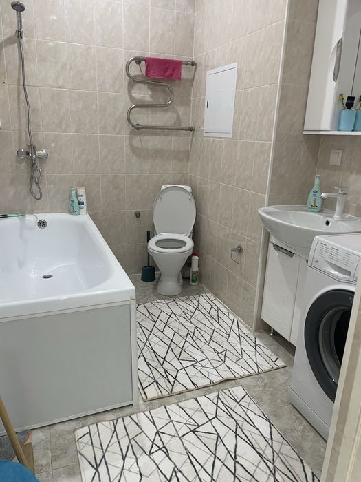 Сдам 2 кв 19 мкр ЖК Бірлік