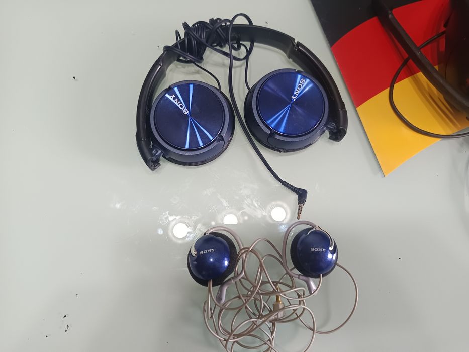 Casti audio si gaming wireless si cu fir sony trust jbl hyper x livoo