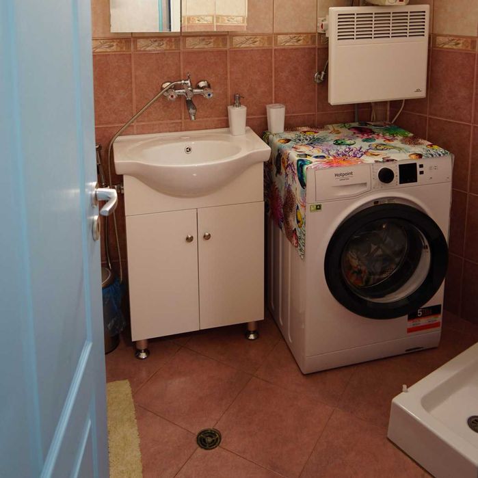 Дава се под наем Двустаен апартамент в Карлово - 59 кв.м за 433.5 € - Снимка #15