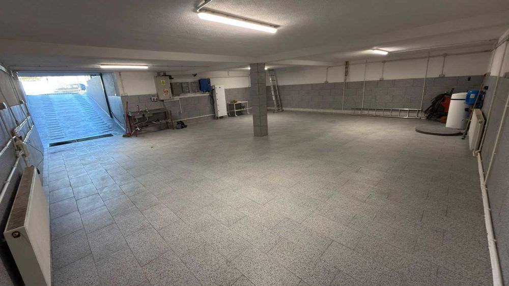 Spatiu de inchiriat intrare Botosani 120mp utili