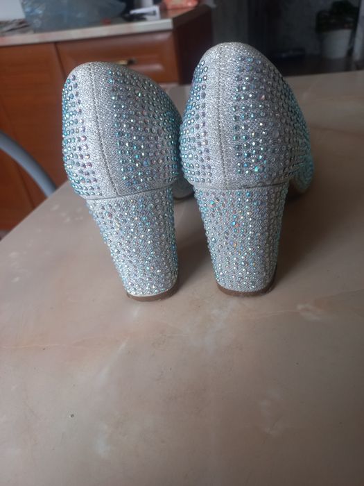 Продам.    туфли