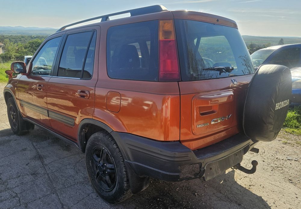 Хонда Црв 1 128 автомат на части Honda crv 1 128 na chasti