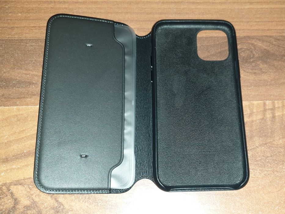 Husa flip smart activa originala Apple Leather Folio iPhone 11 Pro